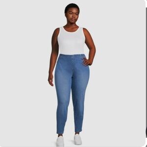 Chicos Mid rise  20R  Jeggings